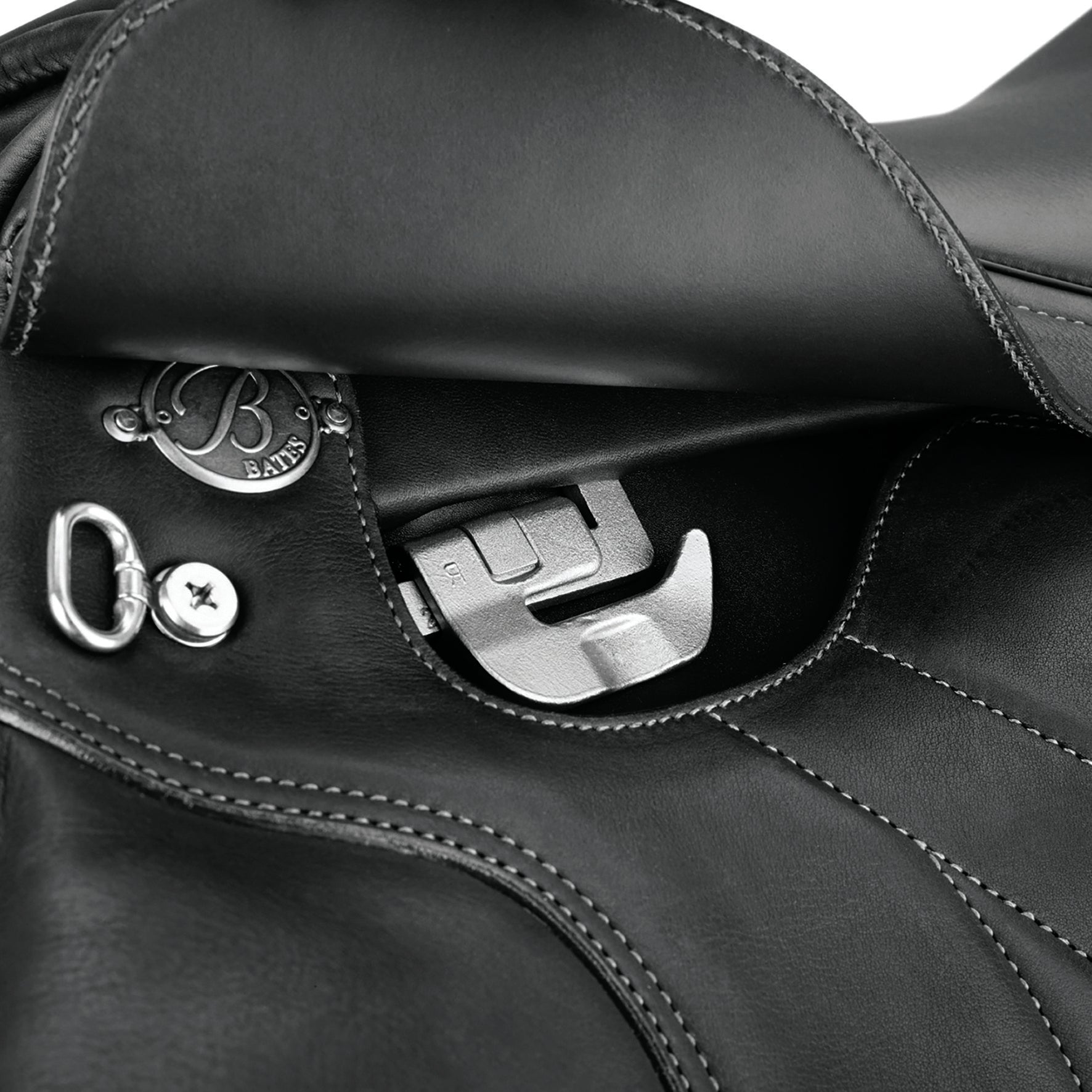 Bates All Purpose+ in Luxe Leather