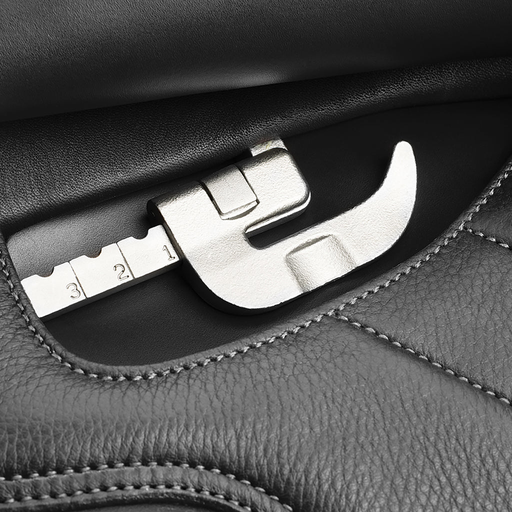 Bates Dressage+ in Luxe Leather