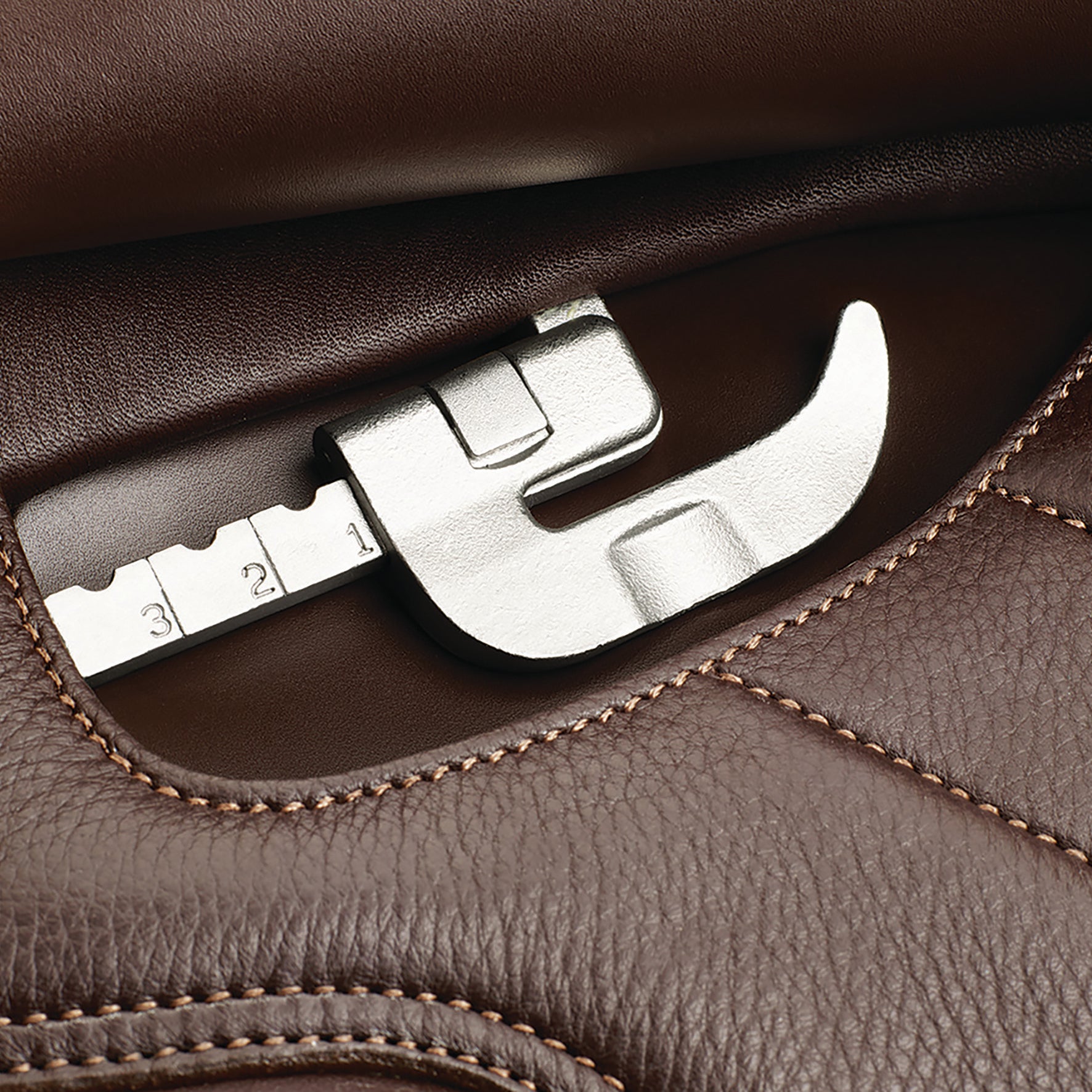 Bates Dressage+