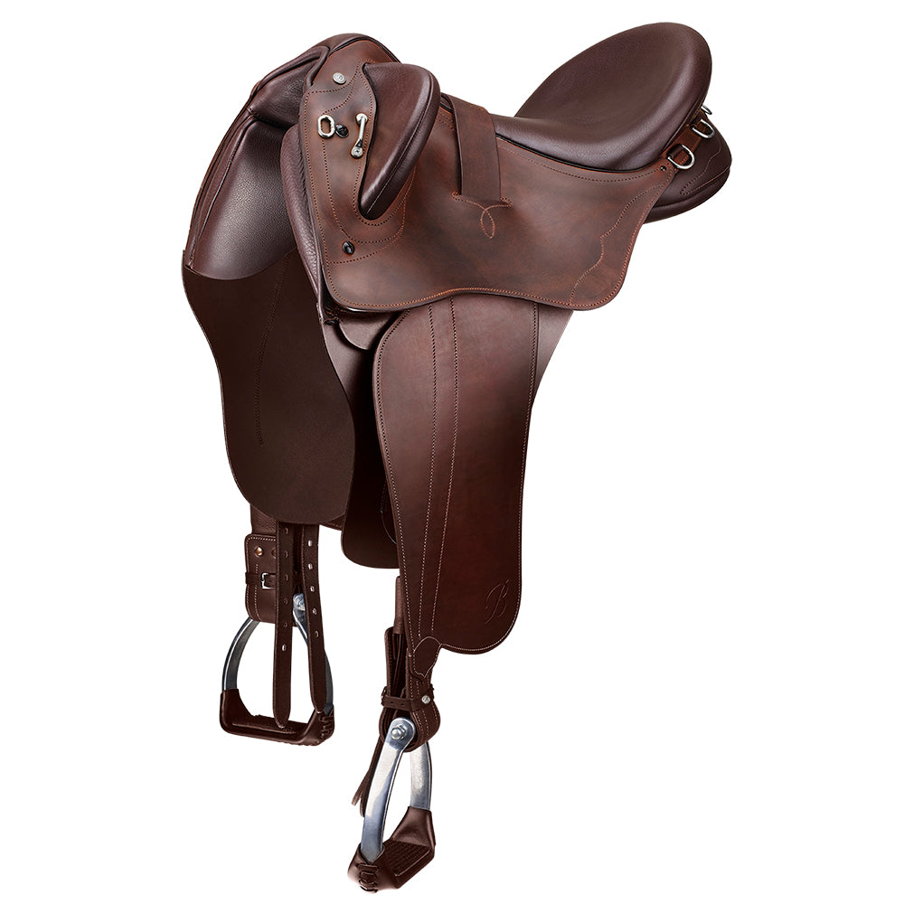 Bates Kimberley with Swinging Fender with Heritage Leather